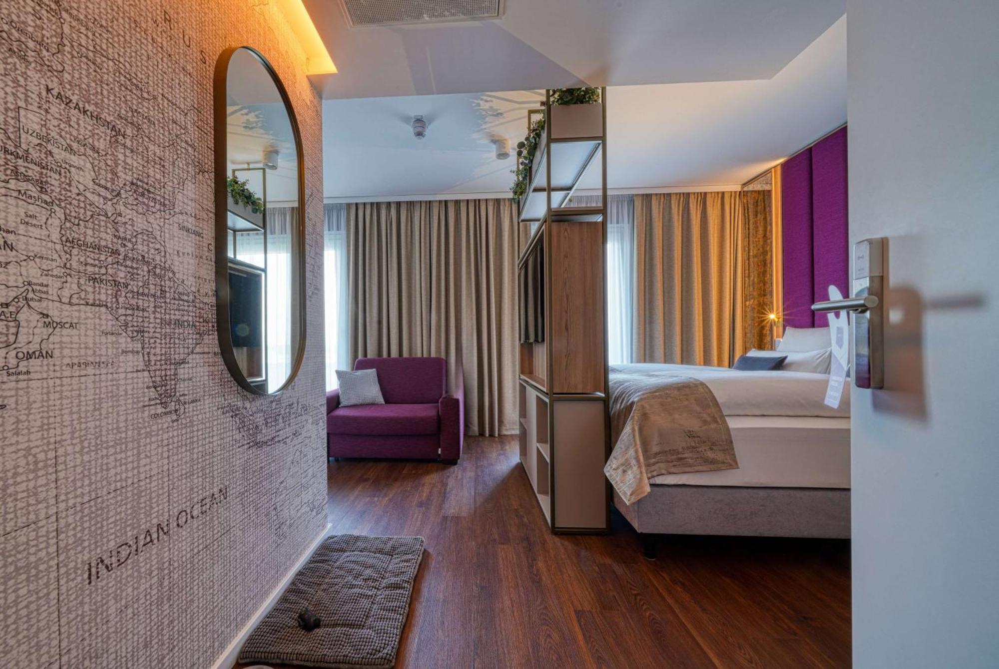 Fourside Hotel Ringsheim, Trademark Collection By Wyndham Dış mekan fotoğraf